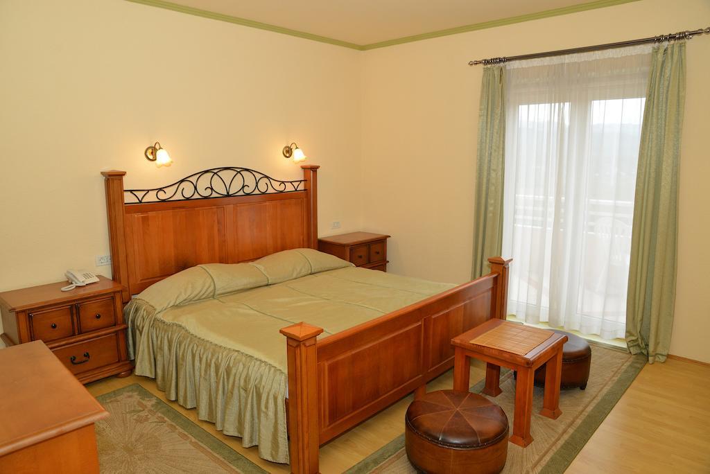 Hotel Venezia Imotski Rum bild